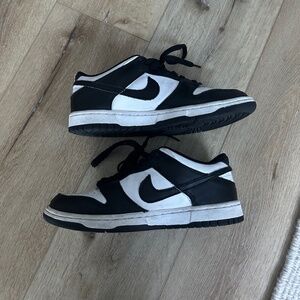 Nike 'Panda' Dunks